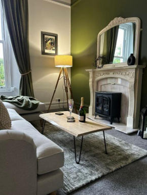 NEW stunning apartment by the sea in Torquay